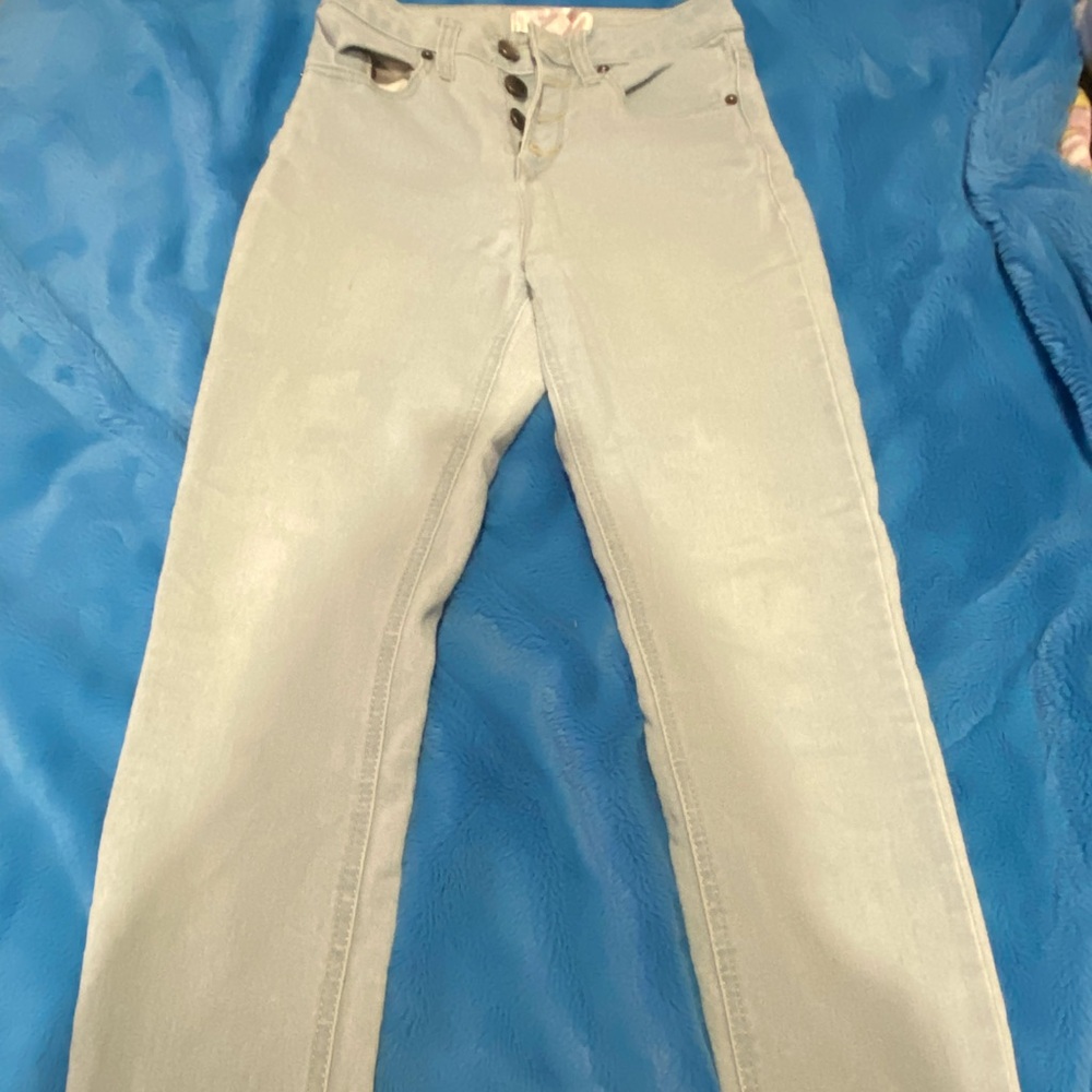 No Boundaries Women's High Rise Light Blue Jeans